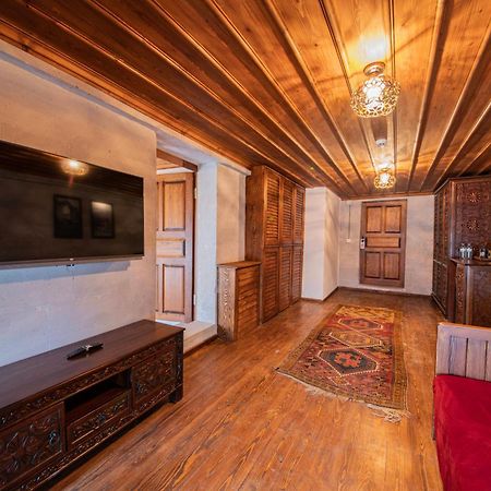 Four Mansions Hotel قيصرية المظهر الخارجي الصورة