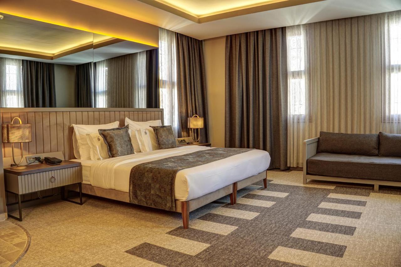 Four Mansions Hotel قيصرية المظهر الخارجي الصورة