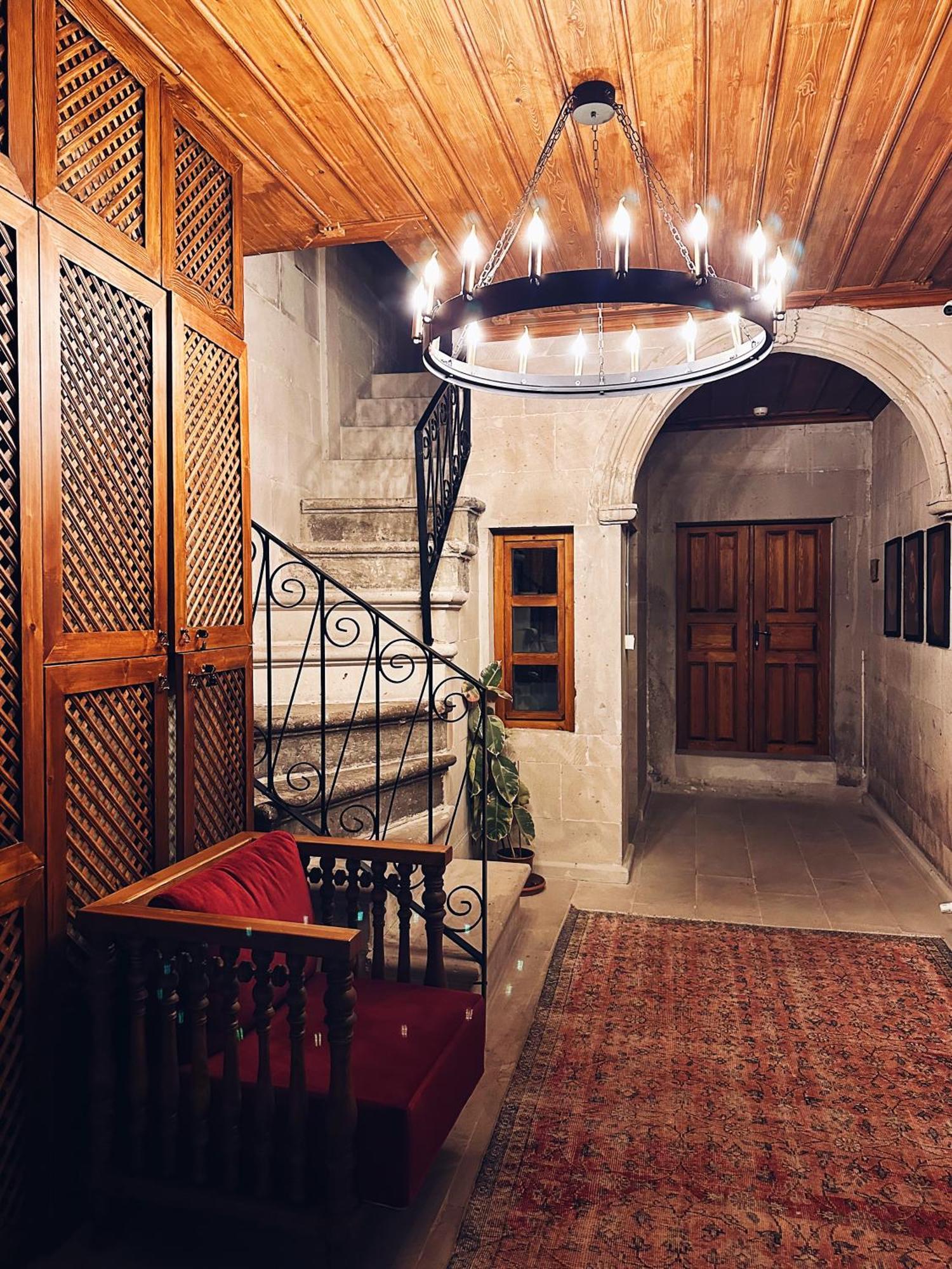 Four Mansions Hotel قيصرية المظهر الخارجي الصورة