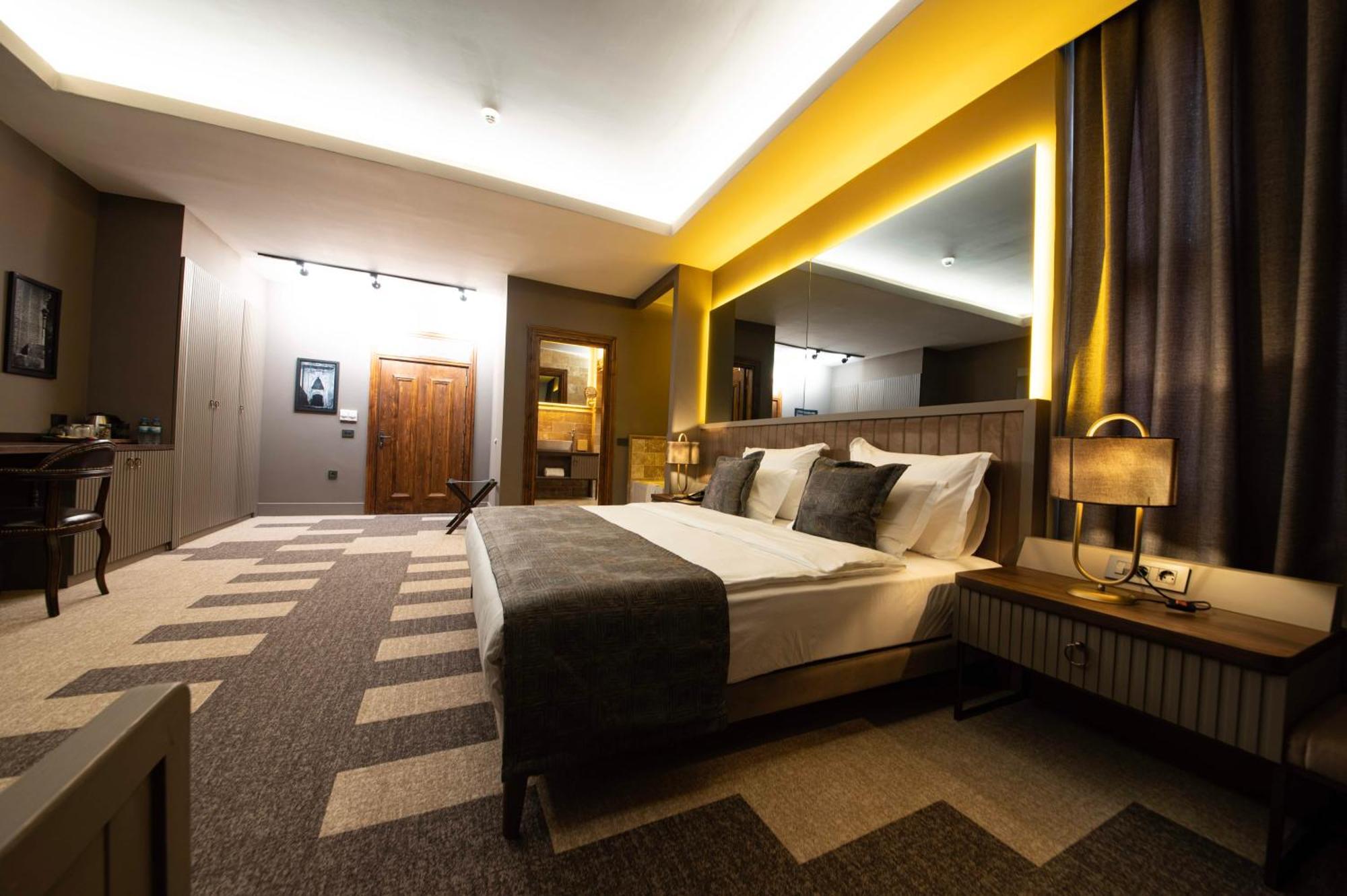 Four Mansions Hotel قيصرية المظهر الخارجي الصورة