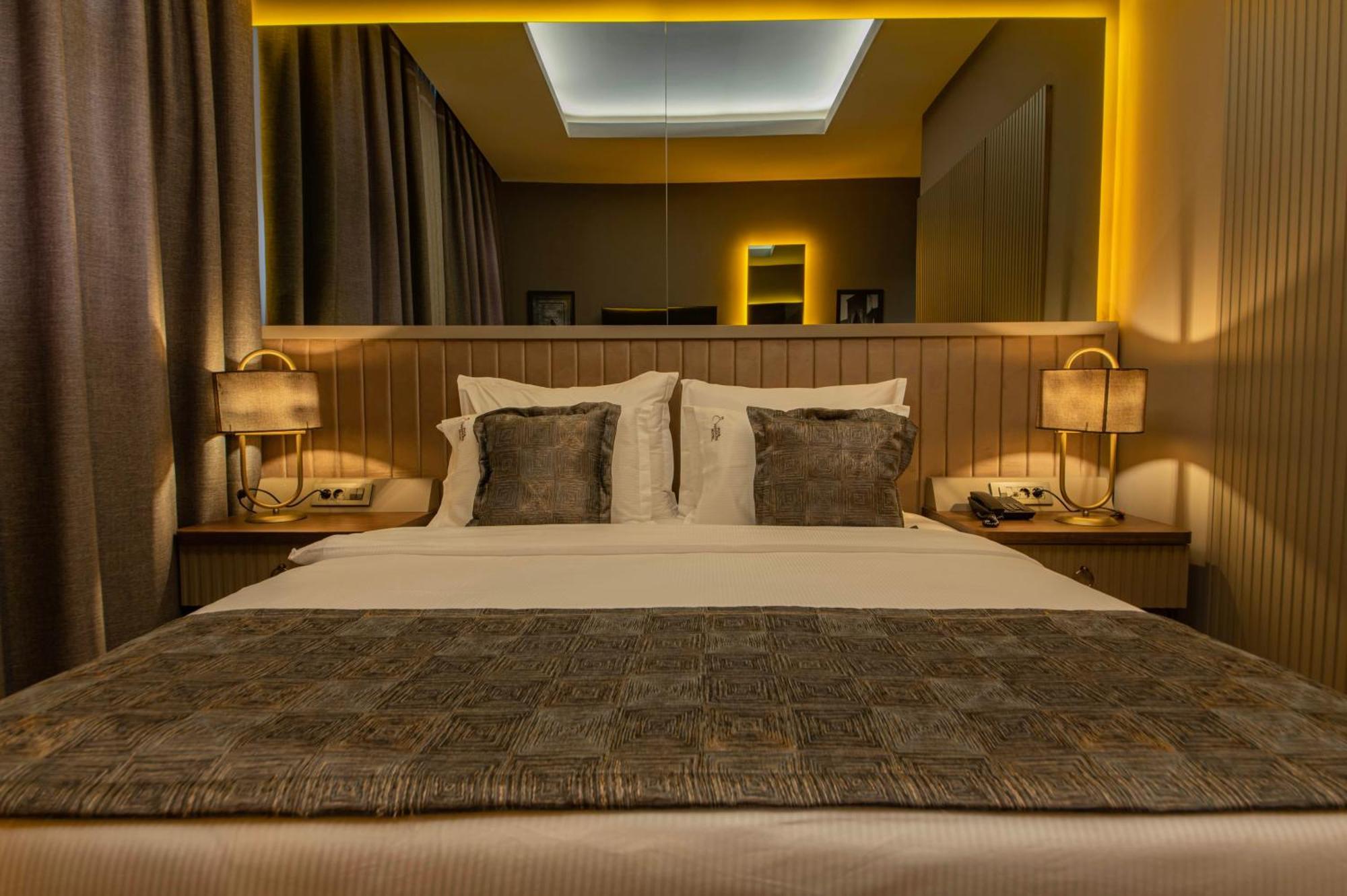 Four Mansions Hotel قيصرية المظهر الخارجي الصورة