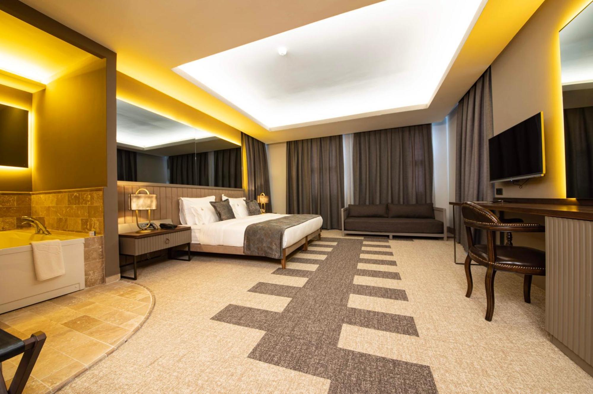 Four Mansions Hotel قيصرية المظهر الخارجي الصورة