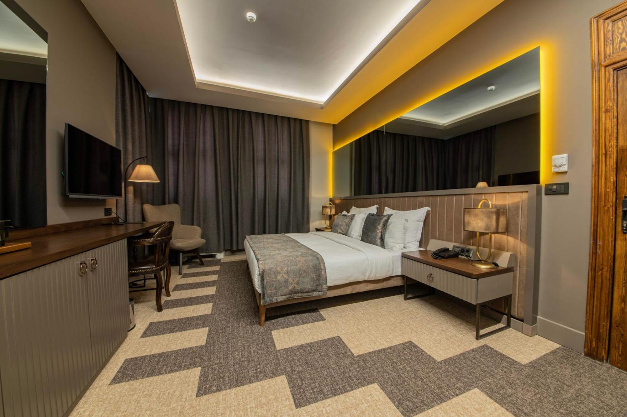 Four Mansions Hotel قيصرية المظهر الخارجي الصورة