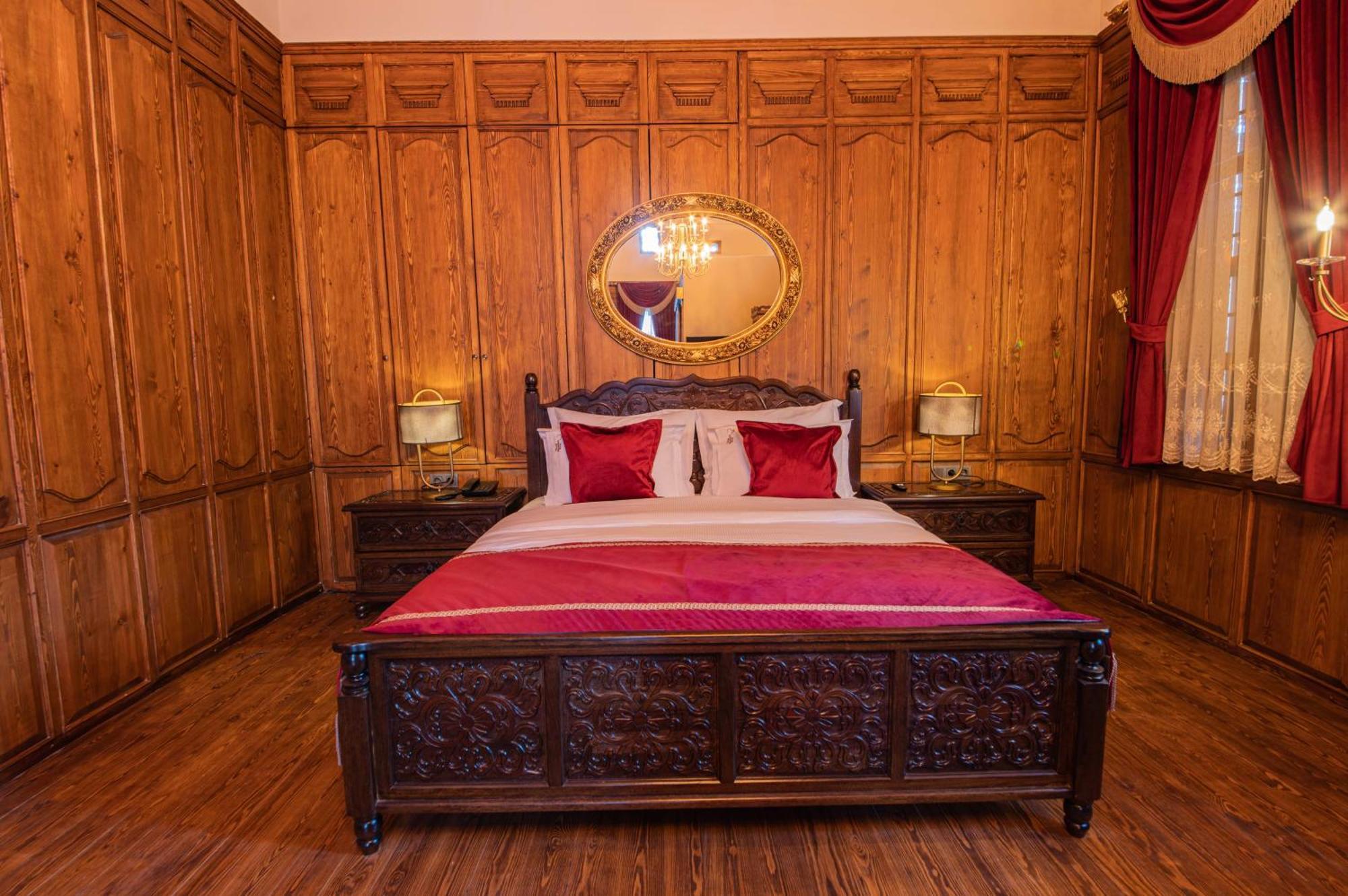 Four Mansions Hotel قيصرية المظهر الخارجي الصورة