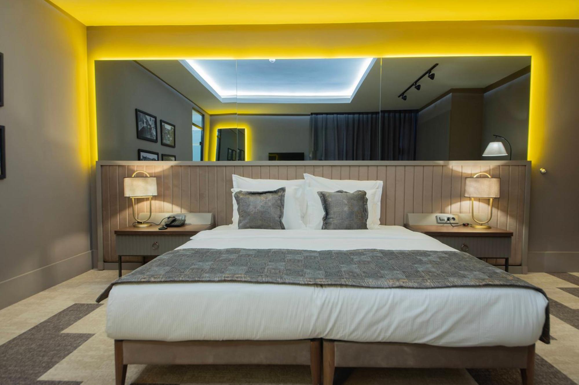 Four Mansions Hotel قيصرية المظهر الخارجي الصورة