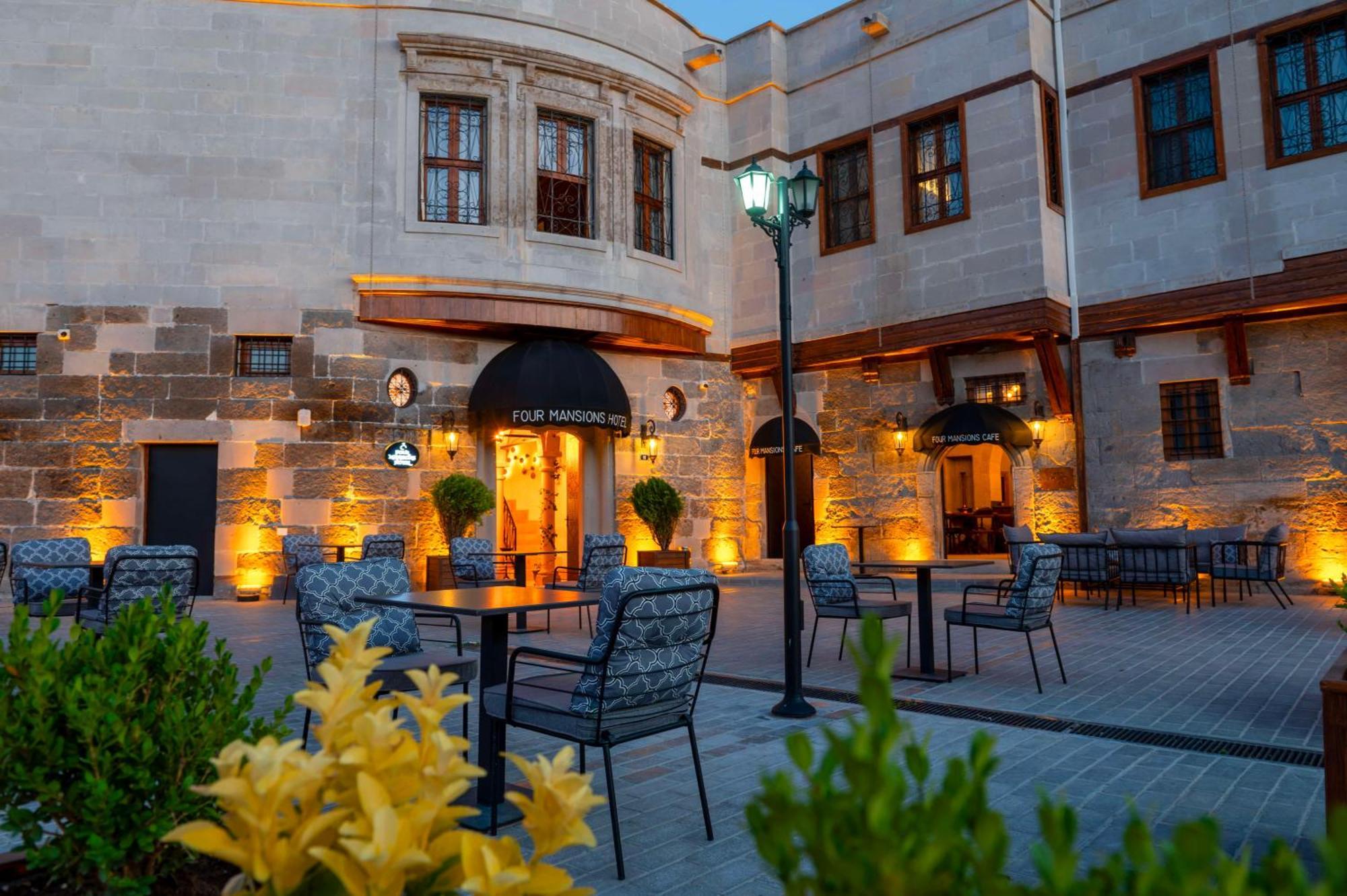 Four Mansions Hotel قيصرية المظهر الخارجي الصورة
